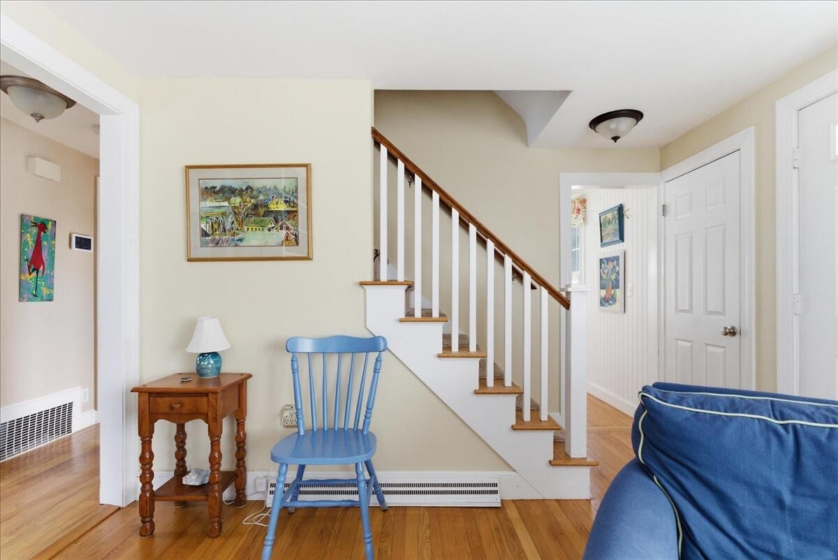 15 Grover Road Cape Elizabeth ME 04107