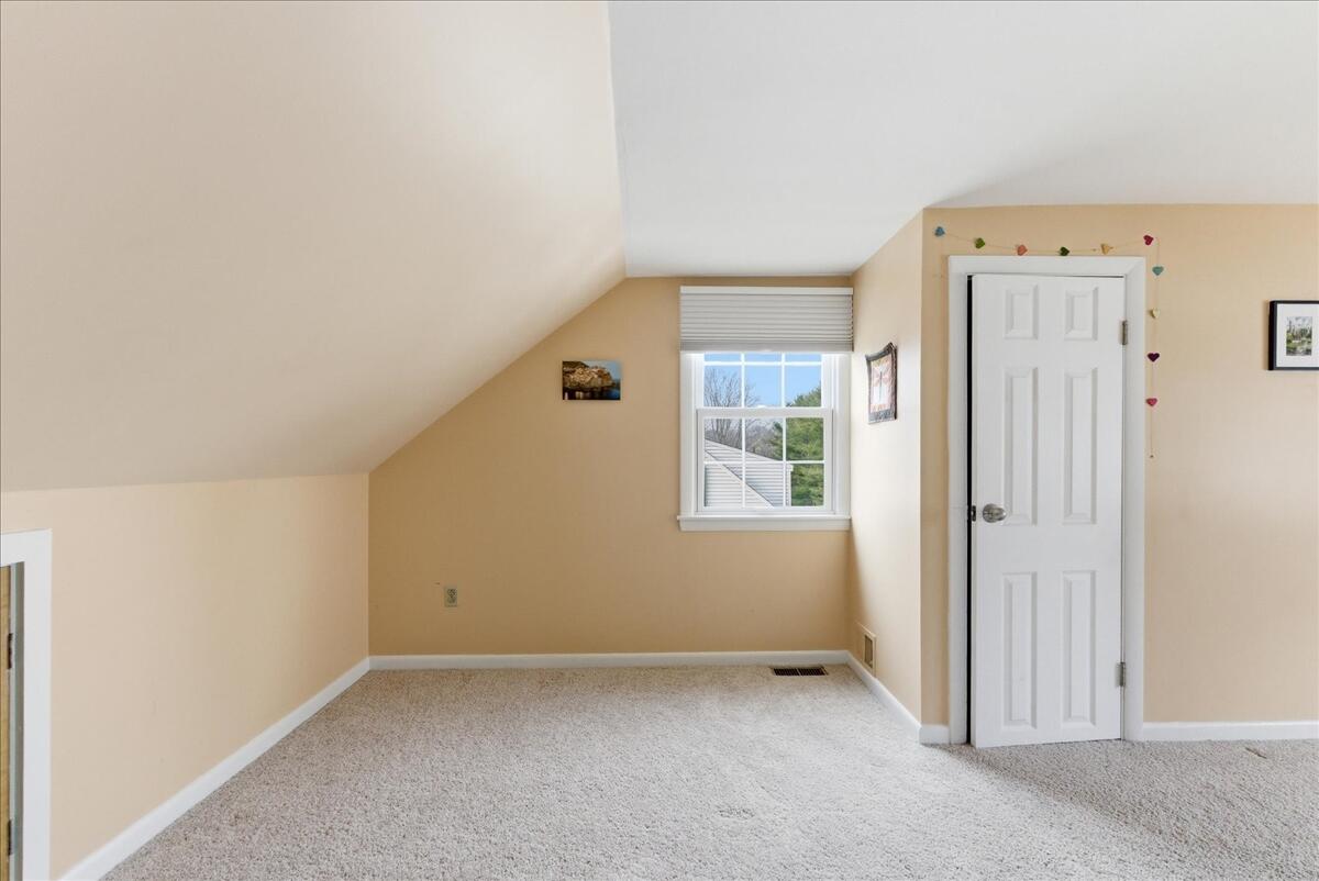 15 Grover Road Cape Elizabeth ME 04107