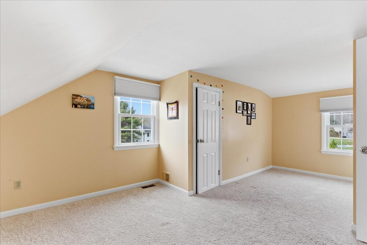 15 Grover Road Cape Elizabeth ME 04107