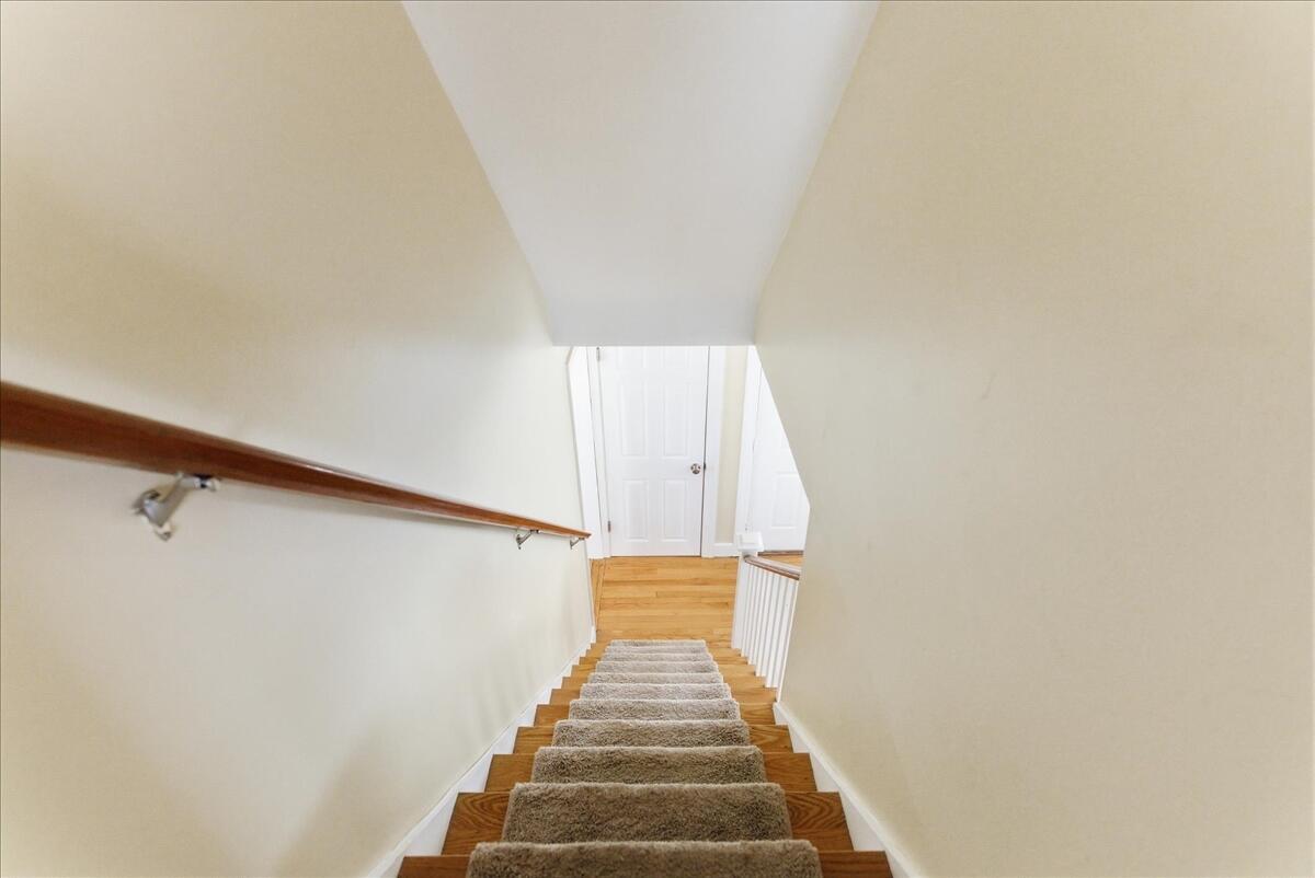 15 Grover Road Cape Elizabeth ME 04107