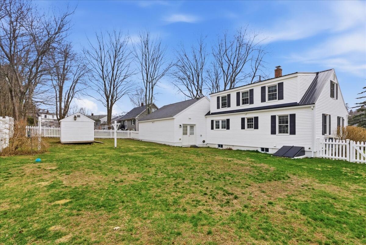 15 Grover Road Cape Elizabeth ME 04107