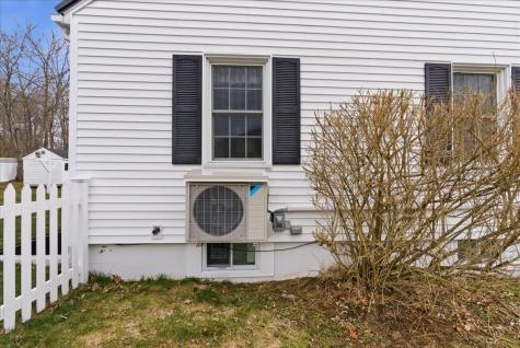 15 Grover Road Cape Elizabeth ME 04107