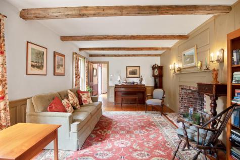 2 Flintlock Lane Falmouth ME 04105