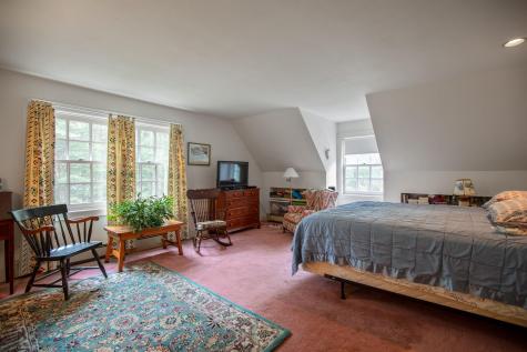 2 Flintlock Lane Falmouth ME 04105