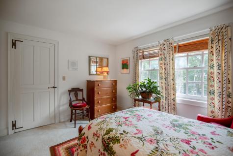 2 Flintlock Lane Falmouth ME 04105