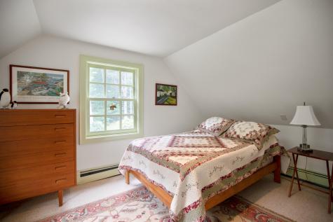 2 Flintlock Lane Falmouth ME 04105