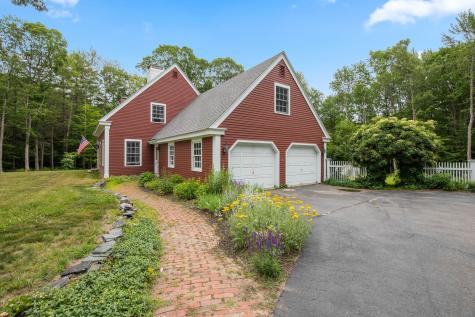 2 Flintlock Lane Falmouth ME 04105
