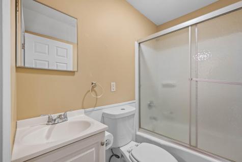 15 Jefferson Street Augusta ME 04330