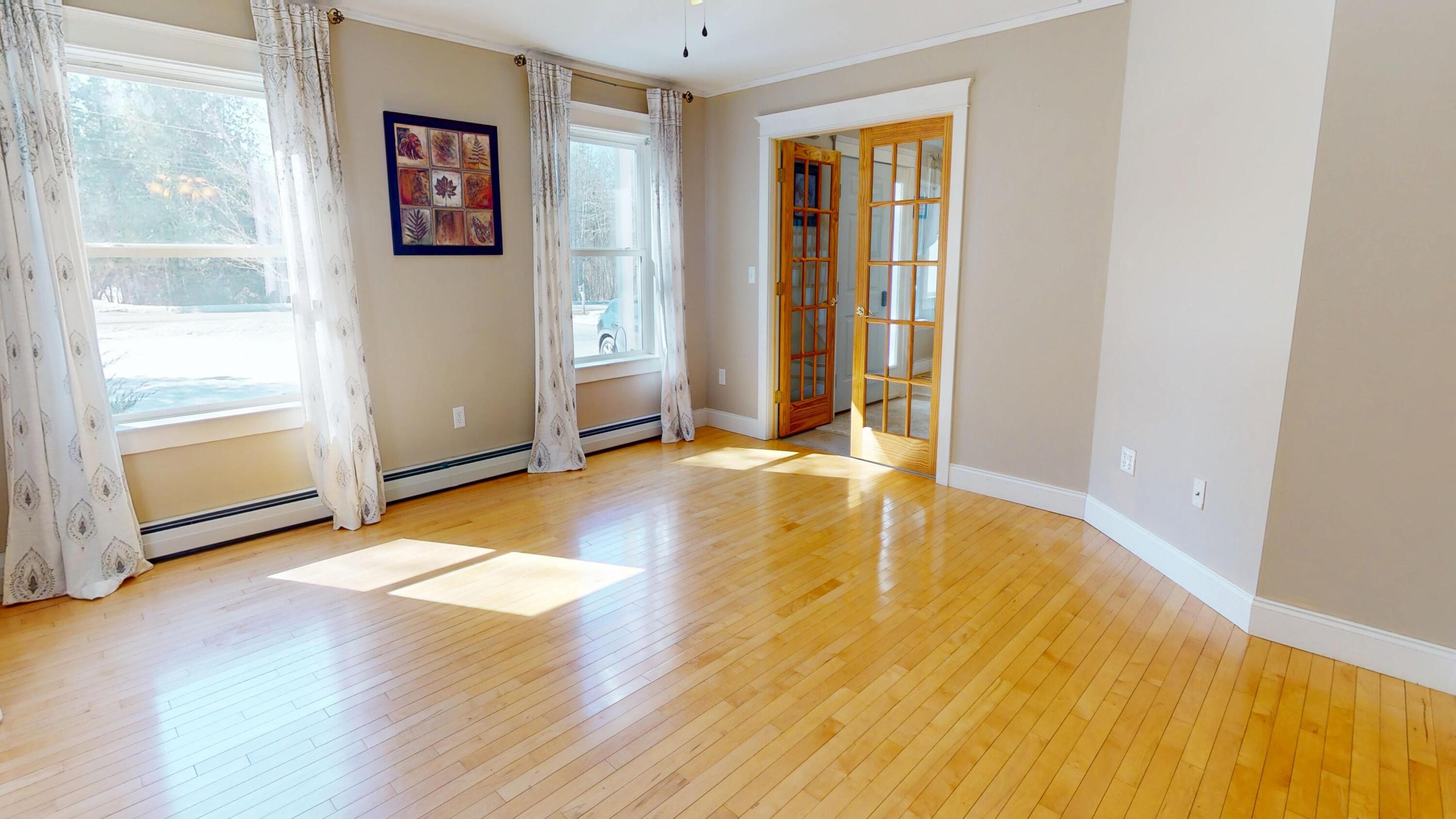 18 Jillian Way Glenburn ME 04401