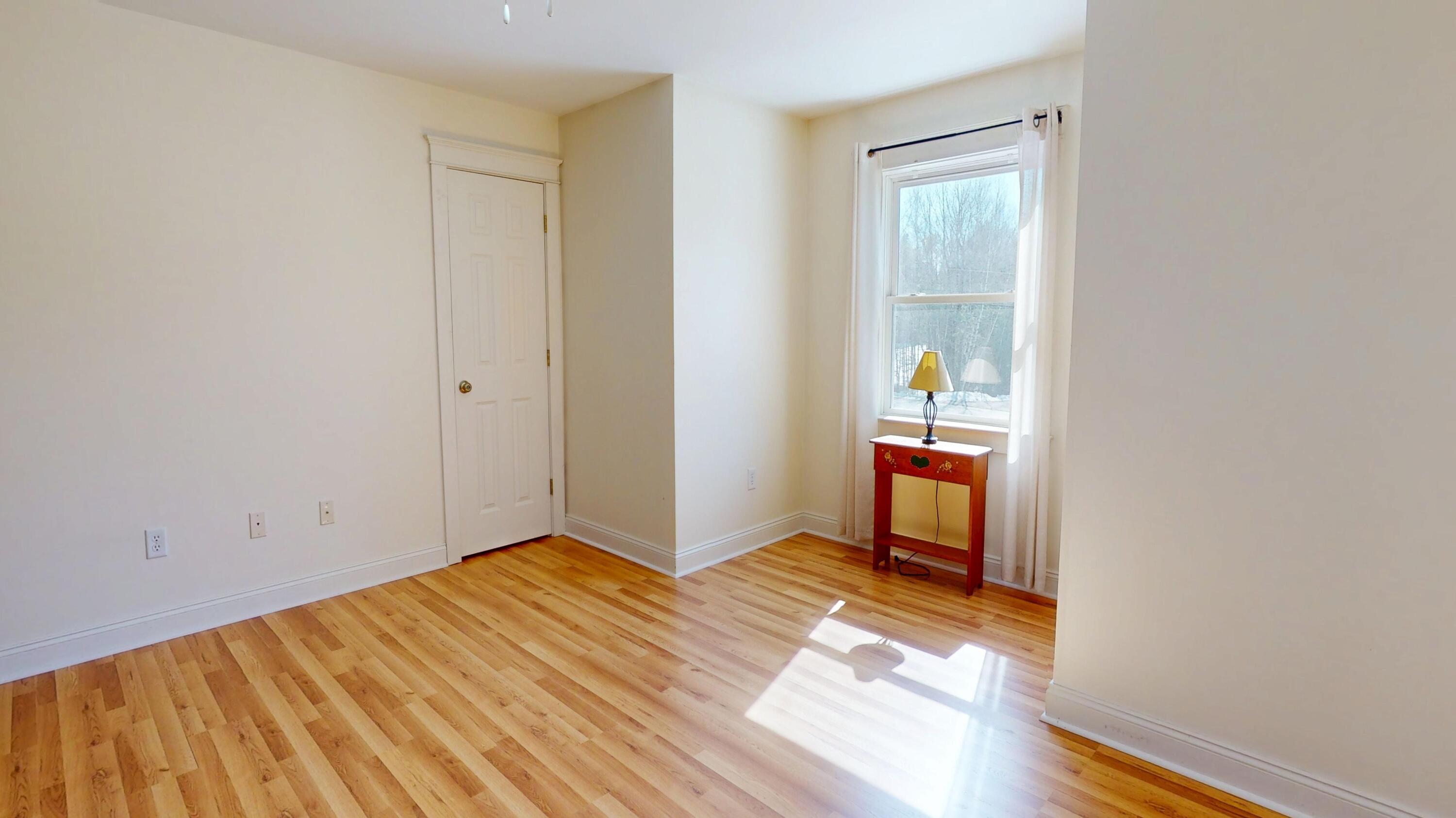 18 Jillian Way Glenburn ME 04401