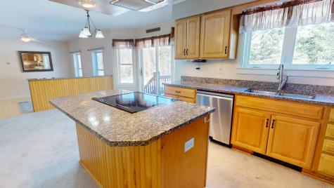 18 Jillian Way Glenburn ME 04401