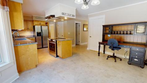 18 Jillian Way Glenburn ME 04401