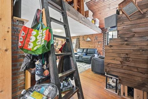 89 Lone Indian Trail Augusta ME 04330