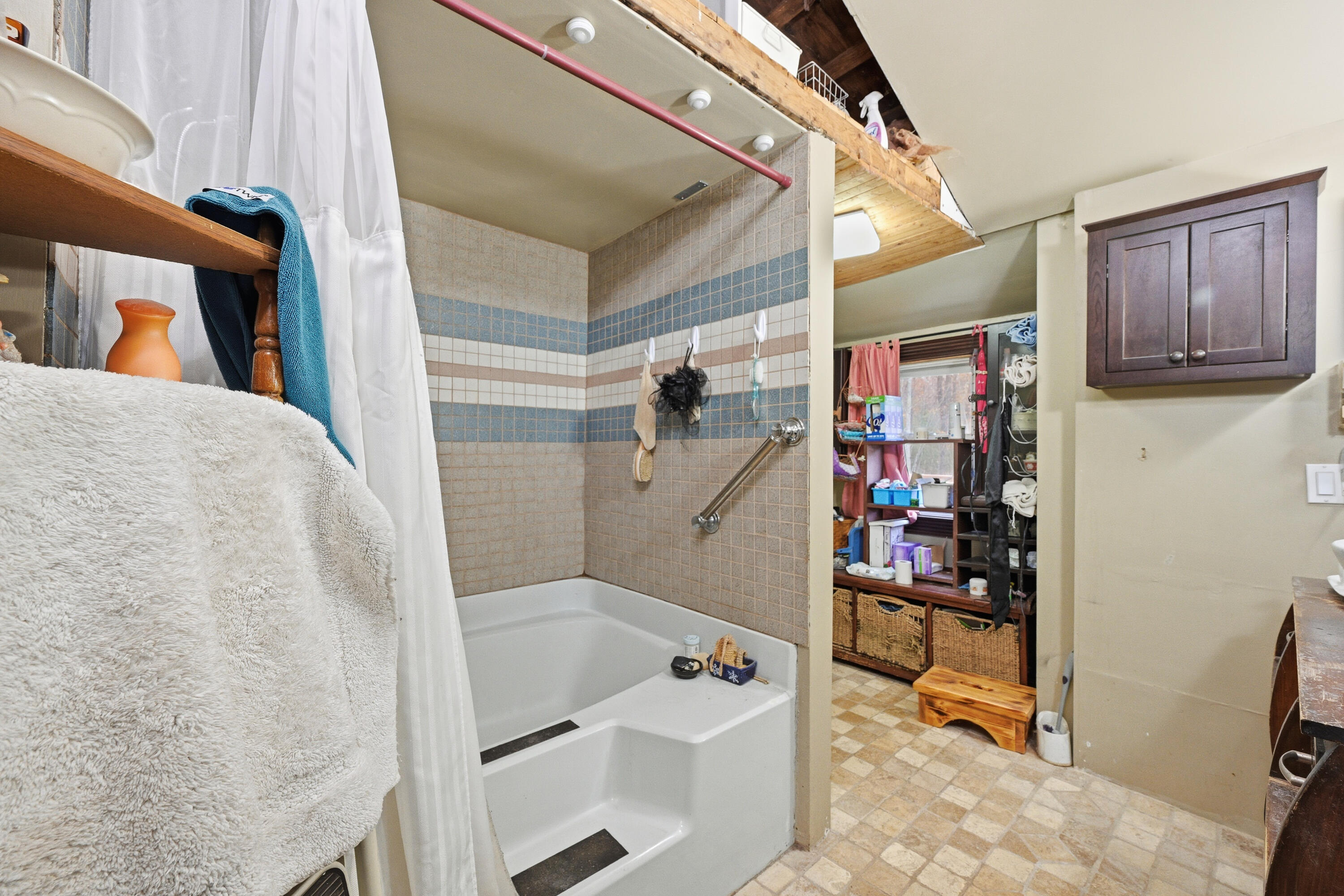 89 Lone Indian Trail Augusta ME 04330