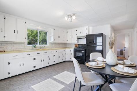 52 Washington Avenue Saco ME 04072