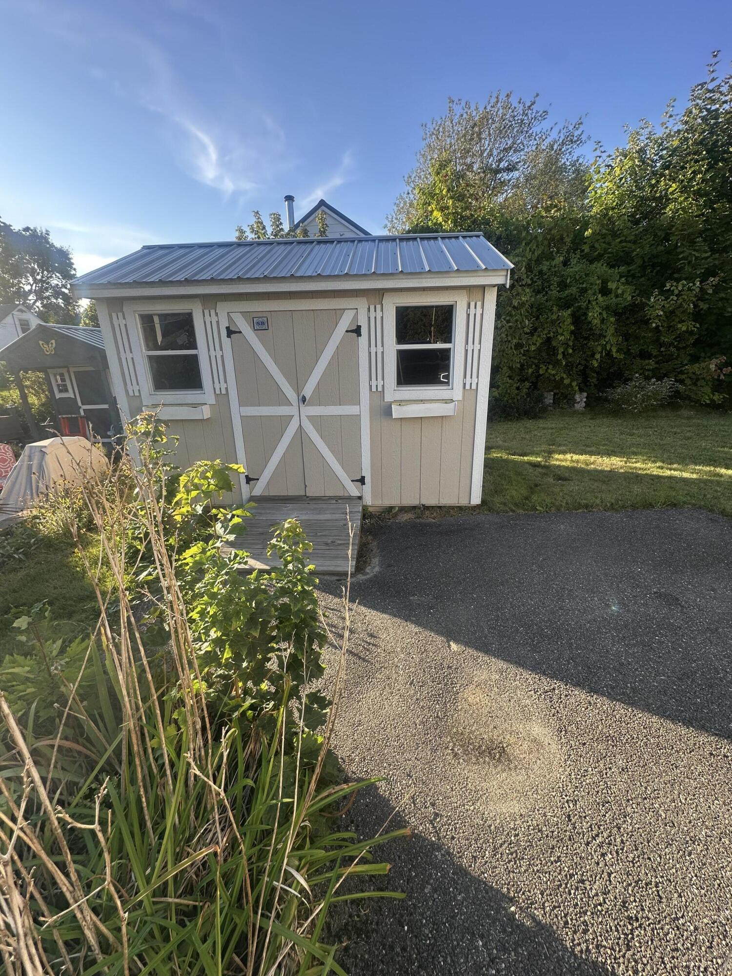 73 Forest Avenue Millinocket ME 04462