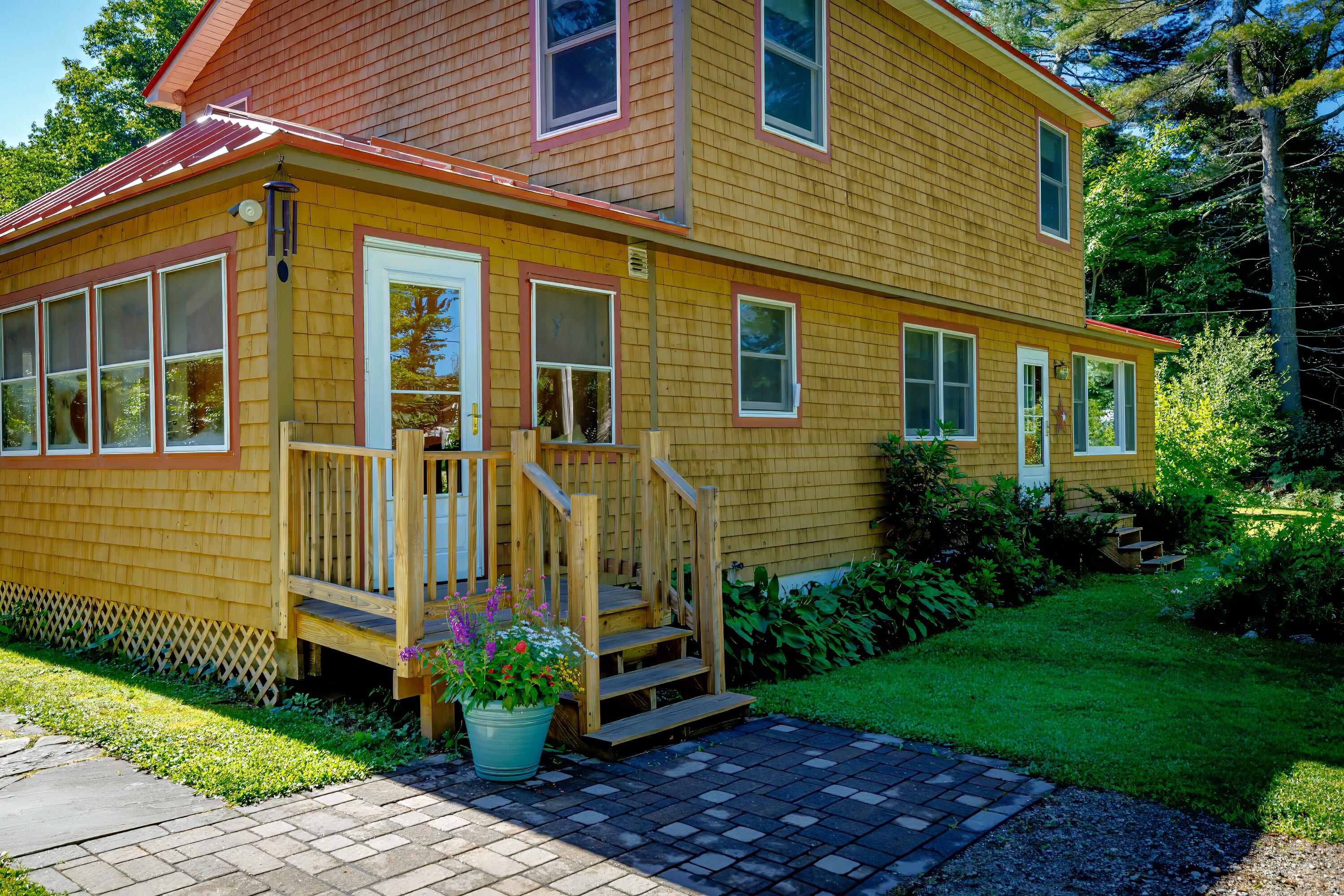 9 Coles Corner Road Winterport ME 04496