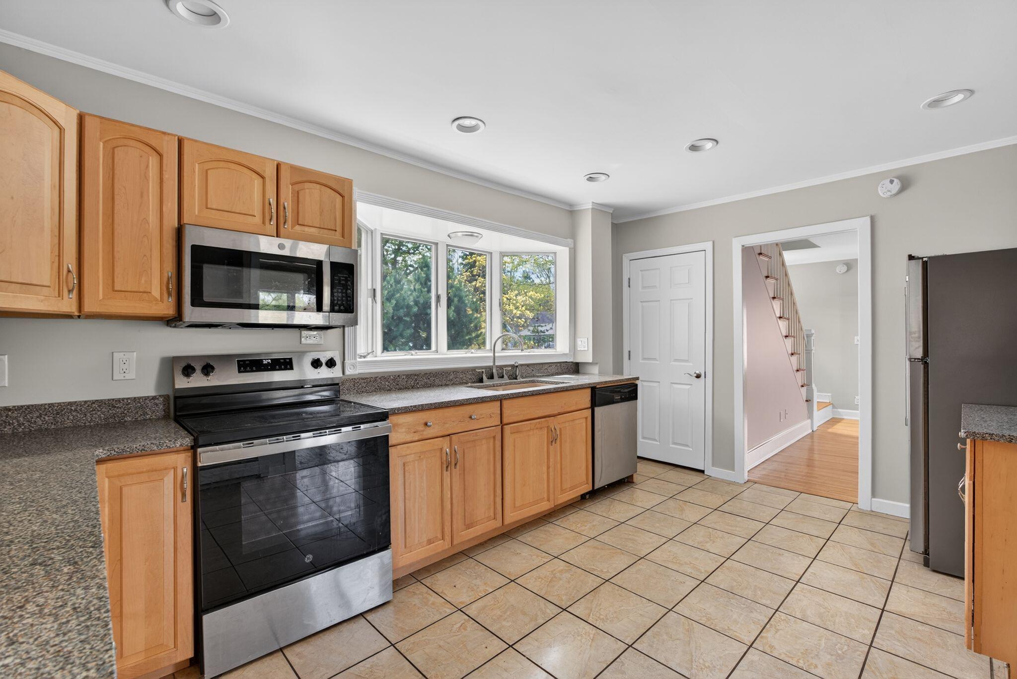 294 Mitchell Road Cape Elizabeth ME 04107
