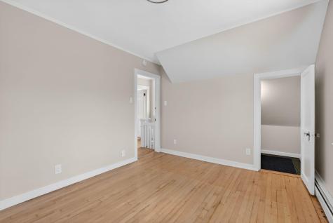 294 Mitchell Road Cape Elizabeth ME 04107