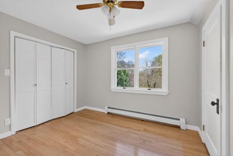 294 Mitchell Road Cape Elizabeth ME 04107