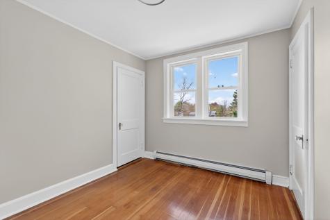 294 Mitchell Road Cape Elizabeth ME 04107