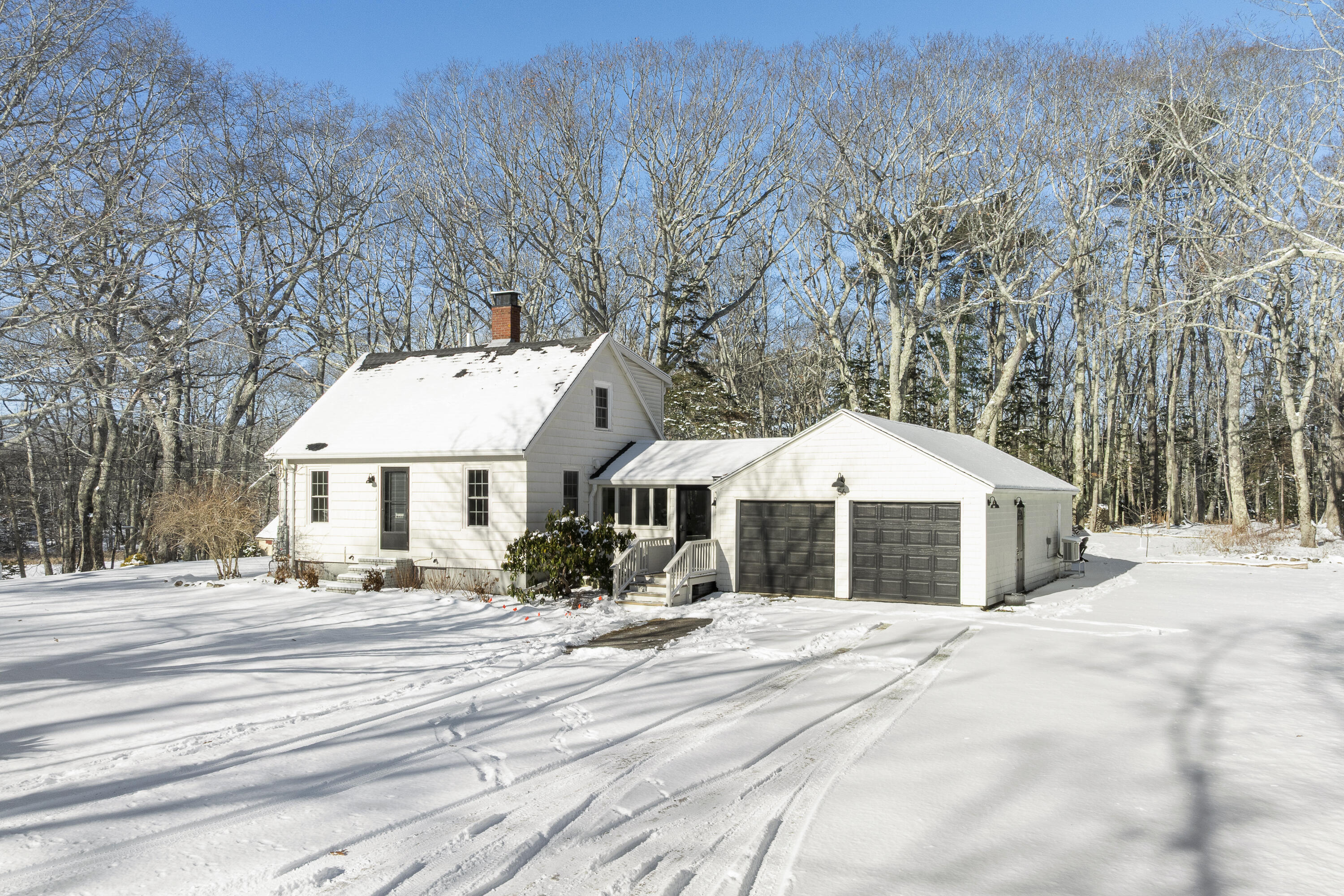 56 Maine 32 Bristol ME 04554