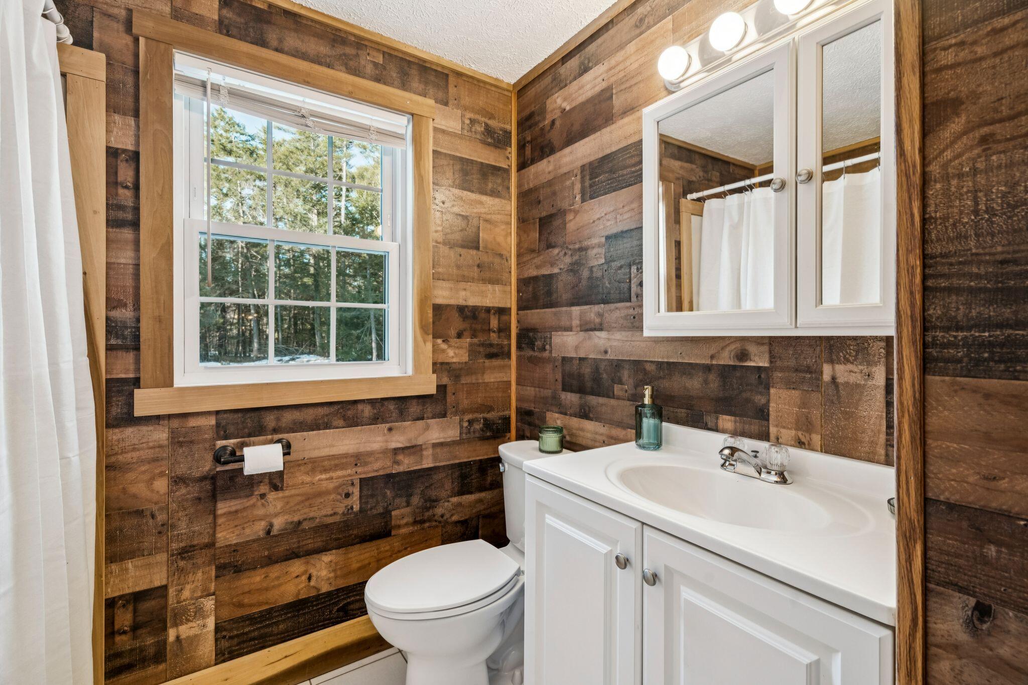 24 Pine Meadow Drive North Berwick ME 03906