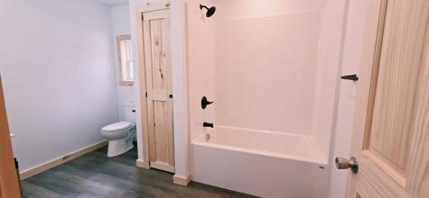 103 Bog Road Leeds ME 04263