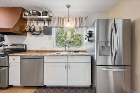 7 Williams Street Hampden ME 04444