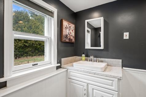 7 Williams Street Hampden ME 04444