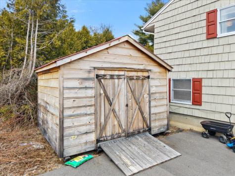 7 Williams Street Hampden ME 04444