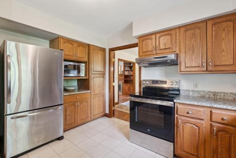 247 Ledge Road Yarmouth ME 04096