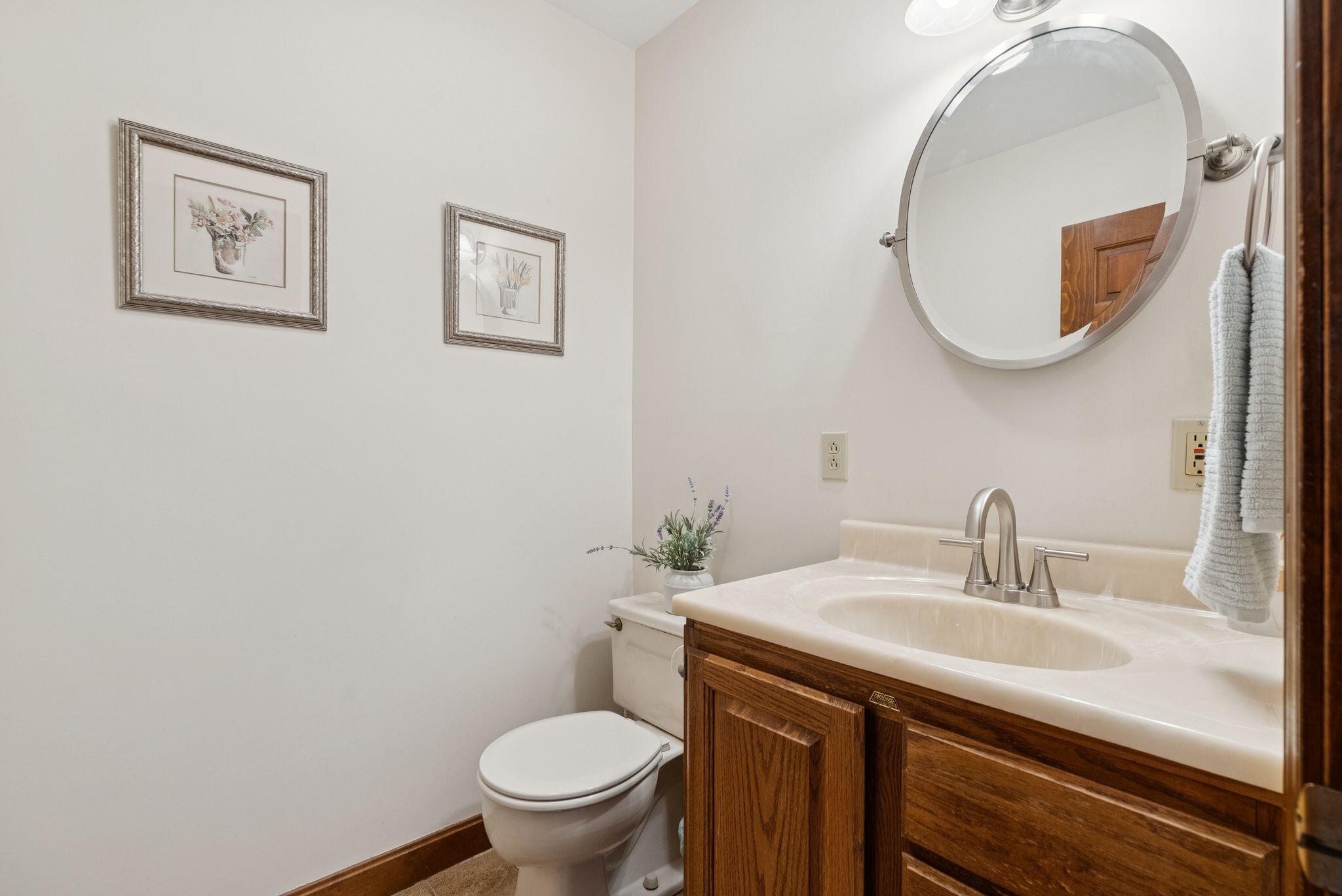 247 Ledge Road Yarmouth ME 04096