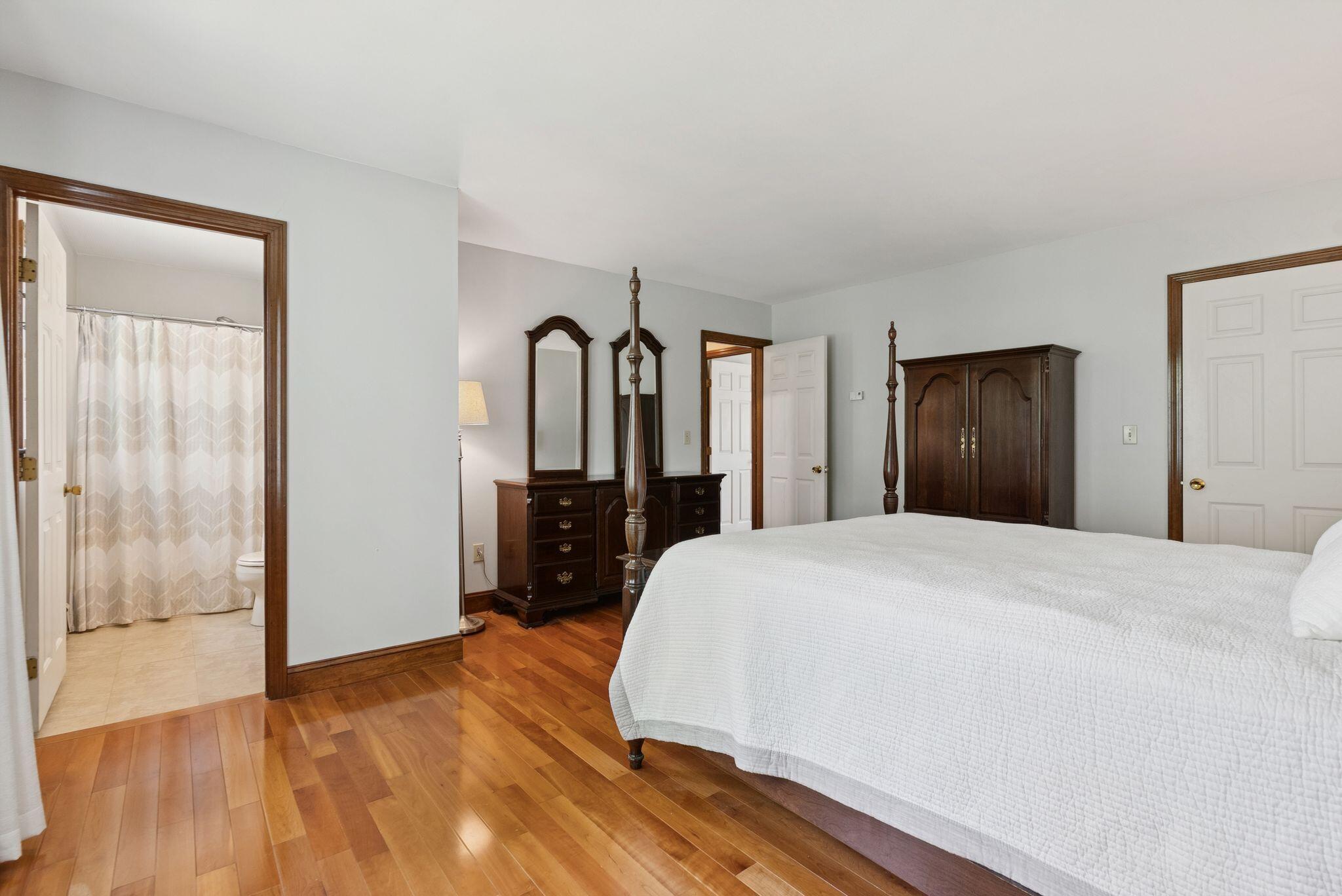 247 Ledge Road Yarmouth ME 04096