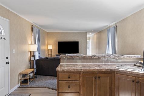 42 Oxbow Drive Lewiston ME 04240