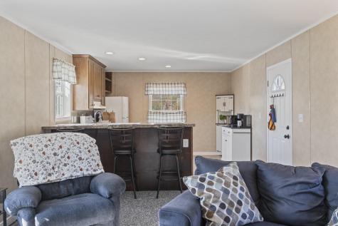 42 Oxbow Drive Lewiston ME 04240