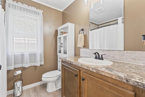 42 Oxbow Drive Lewiston ME 04240