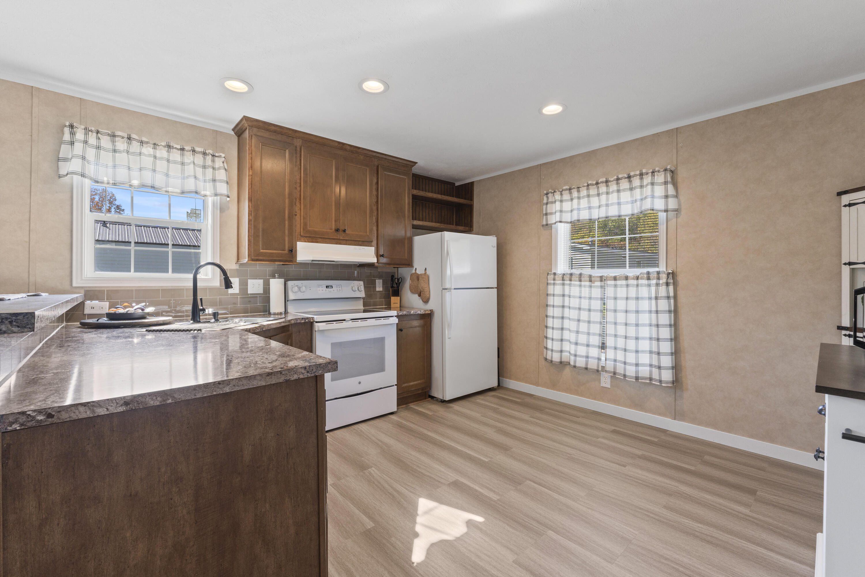 42 Oxbow Drive Lewiston ME 04240