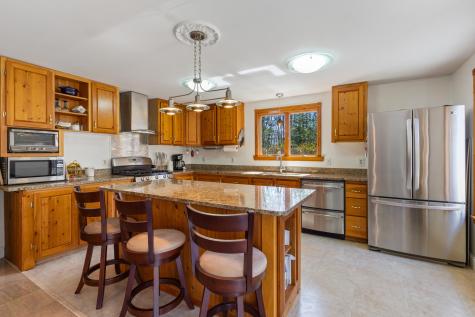 36 Farmview Lane Freeport ME 04032