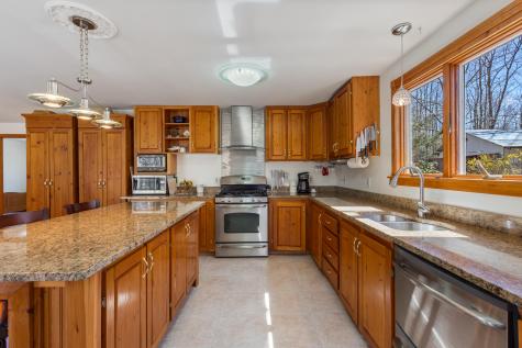 36 Farmview Lane Freeport ME 04032