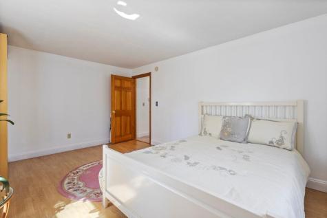 36 Farmview Lane Freeport ME 04032