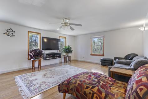 36 Farmview Lane Freeport ME 04032