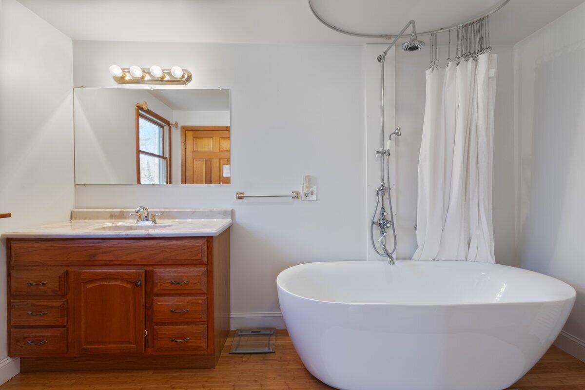 36 Farmview Lane Freeport ME 04032