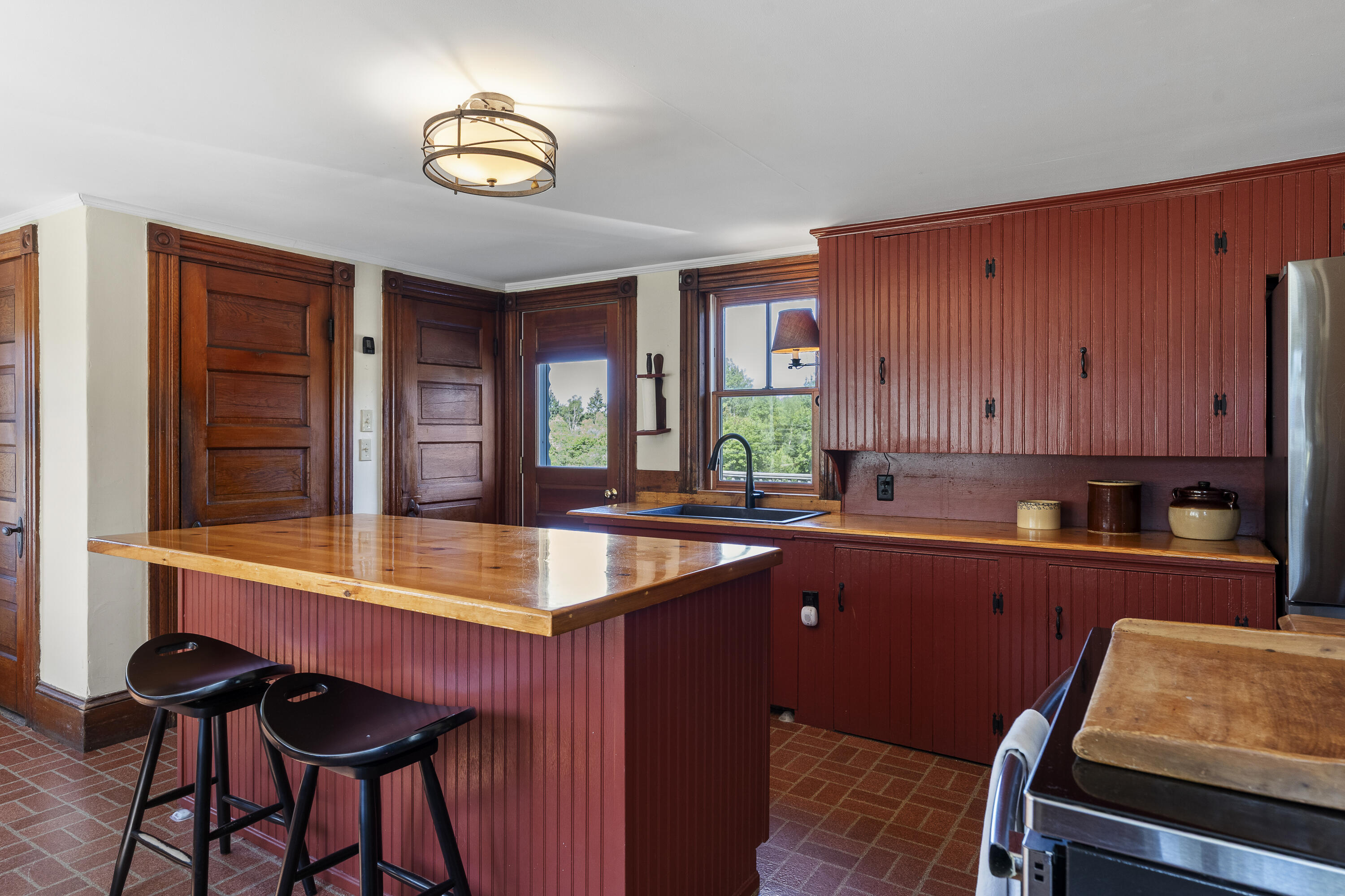 145 Huddle Road Bristol ME 04554