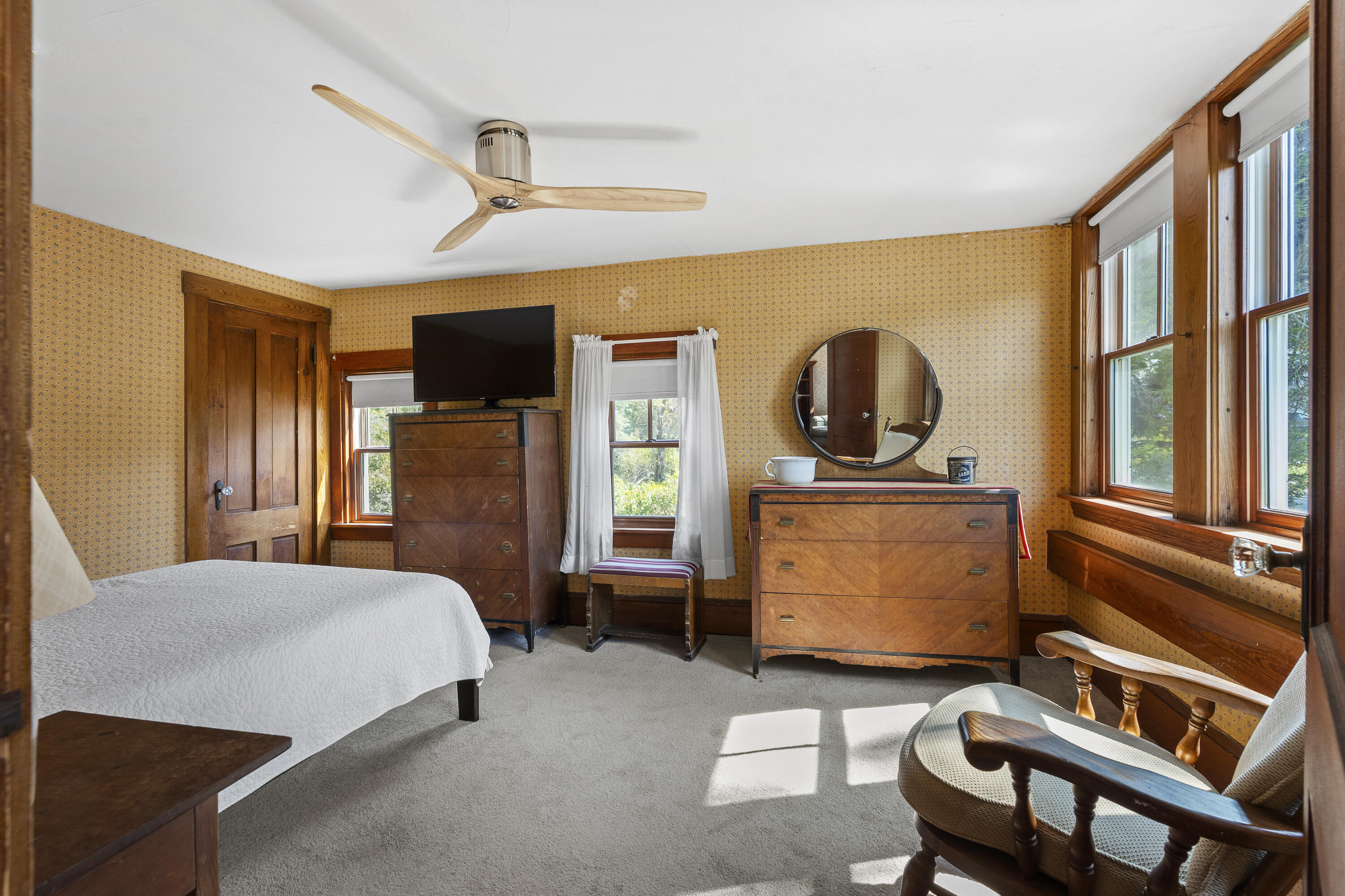 145 Huddle Road Bristol ME 04554