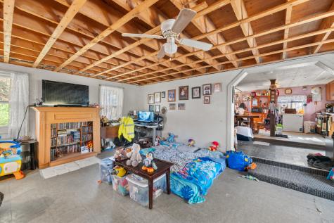 132 Wellman Road Chelsea ME 04330