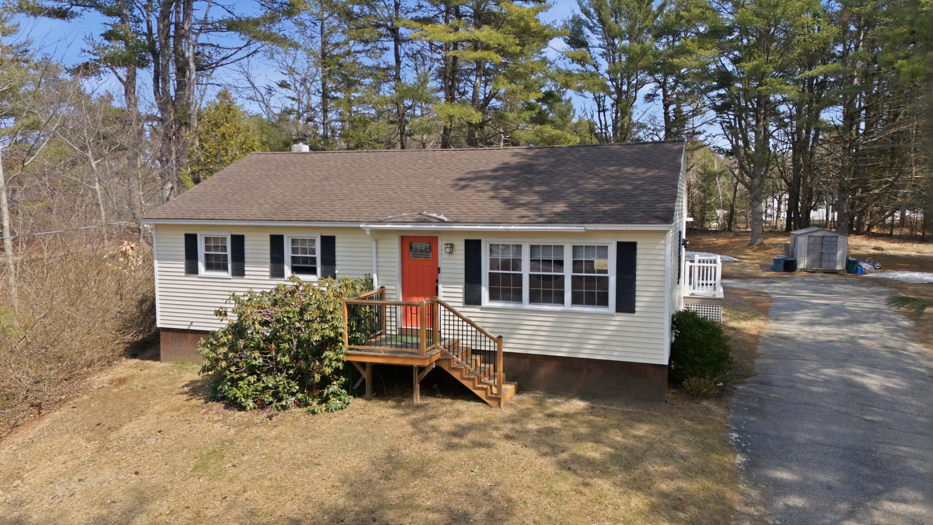357 River Road Topsham ME 04086