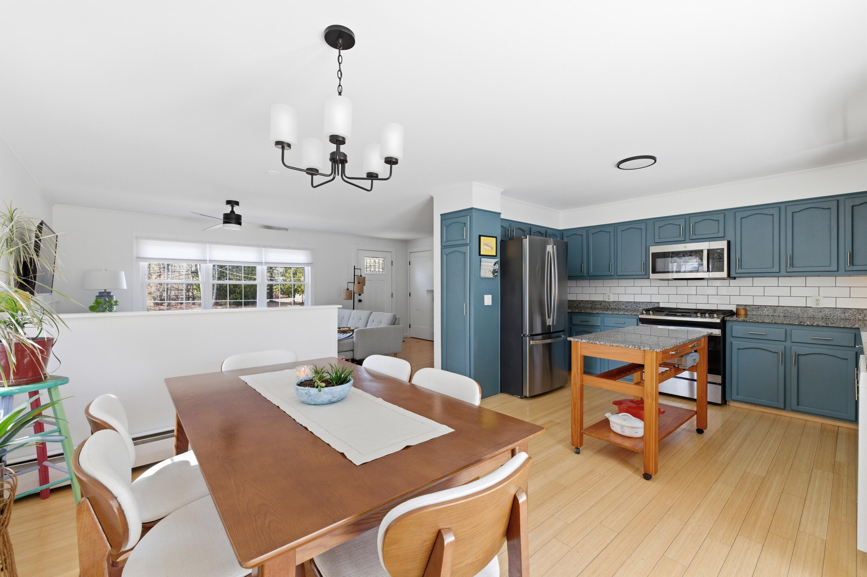 357 River Road Topsham ME 04086