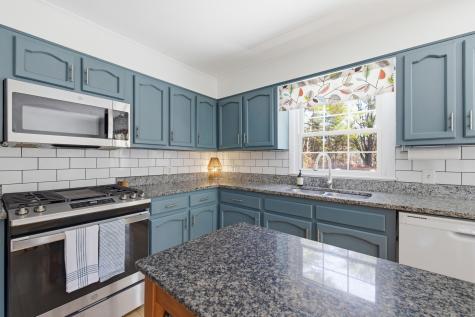 357 River Road Topsham ME 04086