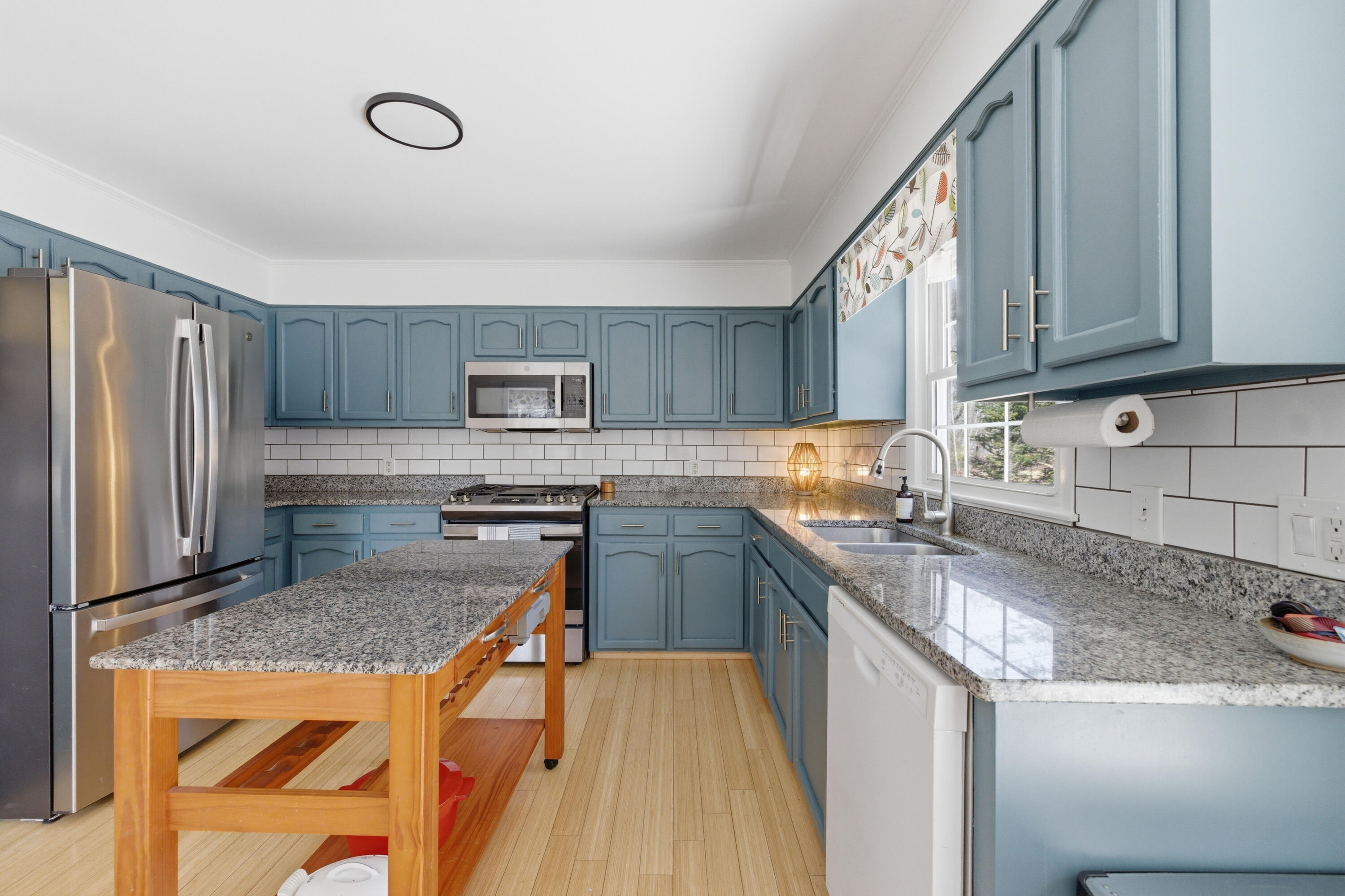 357 River Road Topsham ME 04086